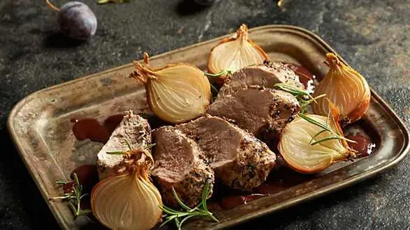 Polędwiczka wieprzowa z sosem czekoladowo-kawowym