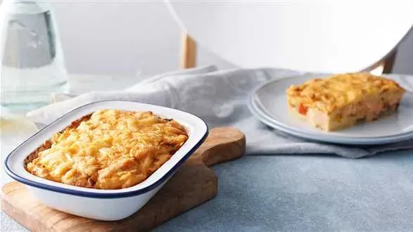 Zapiekanka ziemniaczana z łososiem