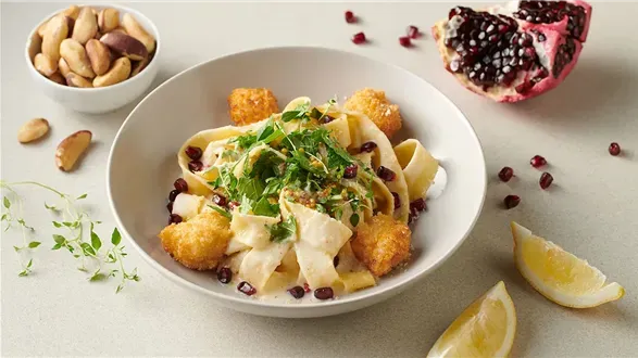 Papardelle w sosie velouté na bazie napoju Freeway z popsami z dorsza 