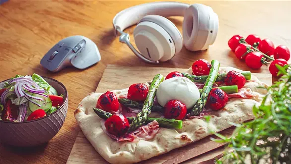 Wyczesana pinsa z grilla według Nieuczesanej