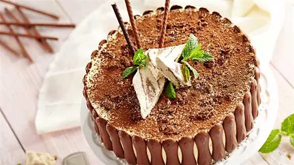 Macedoński tort chałwowy