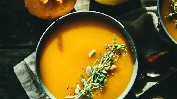 Zupa krem z dyni i grochu