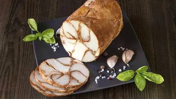 Szynka drobiowa z szynkowaru