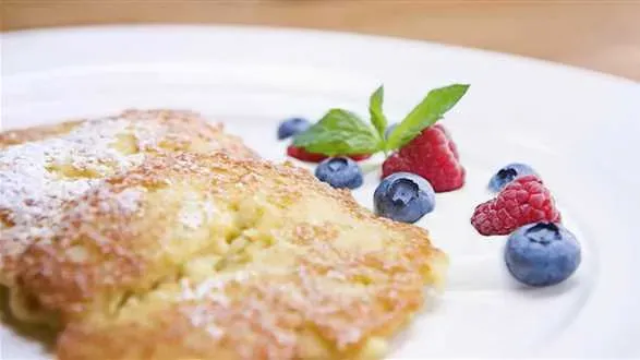 Placuszki jaglane z jabłkami