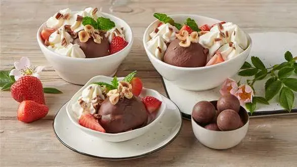 Kule lodowe z niespodzianką