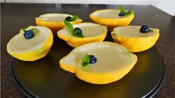 Krem cytrynowy w cytrynkach