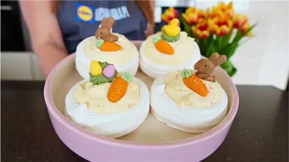 Minibezy wielkanocne z kremem mango