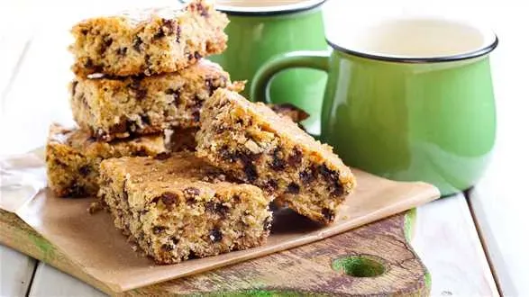 Batoniki owsiane z 4 składników