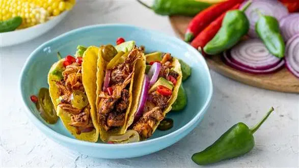 Tacos z jackfruitem w stylu carnitas