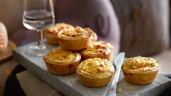 Kruche tarty z groszkiem