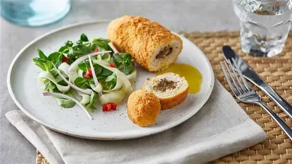 Kotlet de volaille z masłem pieprzowym