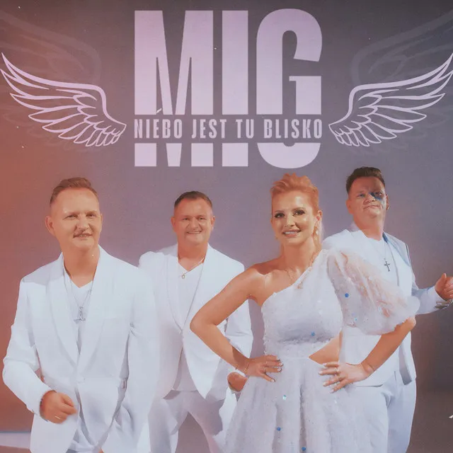 Niebo jest tu blisko • Cały album • Wszystkie utwory • Wykonawca