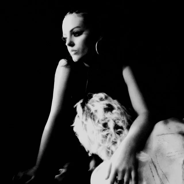 Someone In This Room (feat. Bailey Zimmerman) • Cały album • Wszystkie utwory • Wykonawca