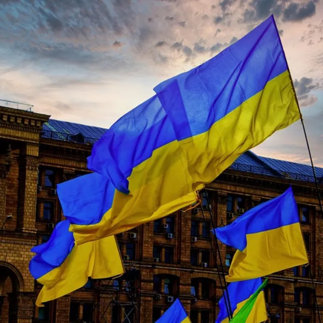 Pokój Ukrainie • Cały album • Wszystkie utwory • Wykonawca