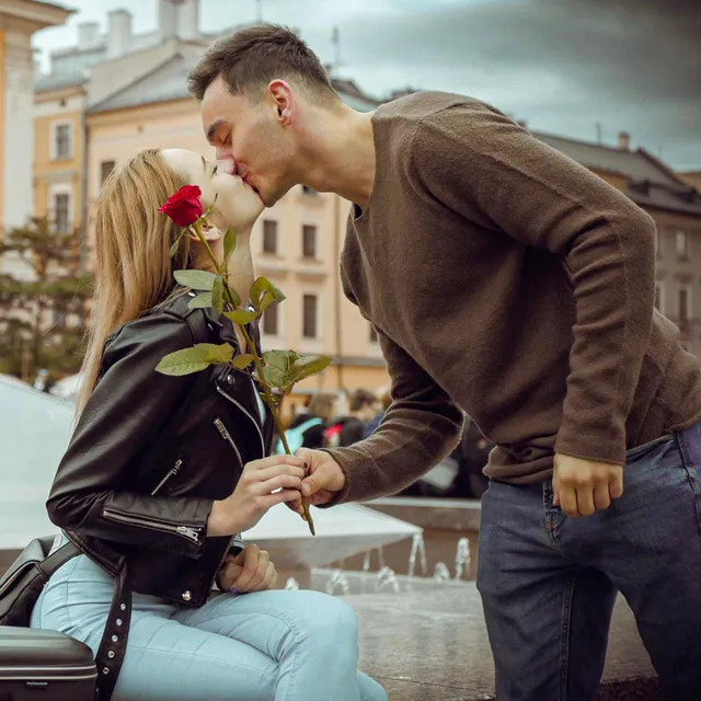 Patrzą na nas • Cały album • Wszystkie utwory • Wykonawca