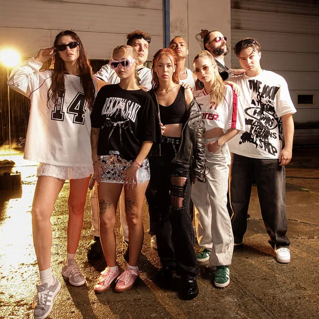 Bez odbioru • Cały album • Wszystkie utwory • Wykonawca