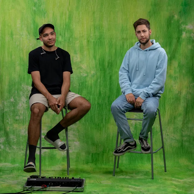 Noga Na Gaz / Spontan (BEZ BITU) • Cały album • Wszystkie utwory • Wykonawca