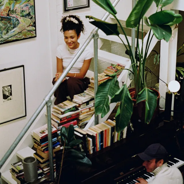 Dive (Acoustic) • Cały album • Wszystkie utwory • Wykonawca