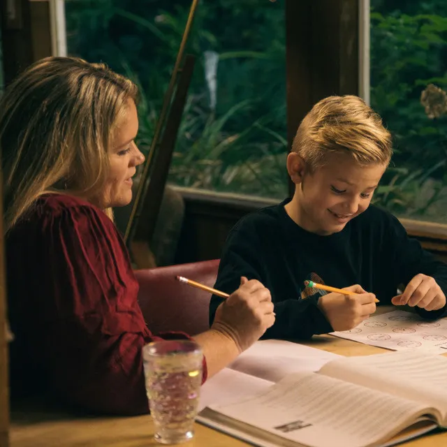 Remember Me Happy • Cały album • Wszystkie utwory • Wykonawca