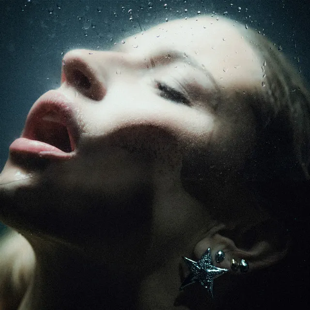 U Mnie • Cały album • Wszystkie utwory • Wykonawca