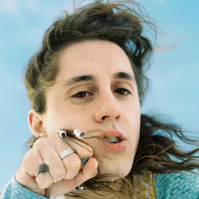 BACK AND FORTH • Cały album • Wszystkie utwory • Wykonawca