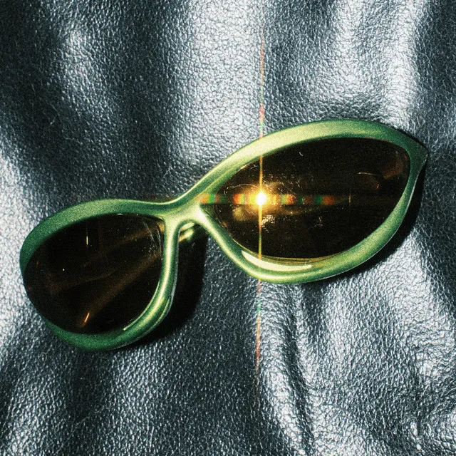 Supersonic / Hands Up In The Sky • Cały album • Wszystkie utwory • Wykonawca