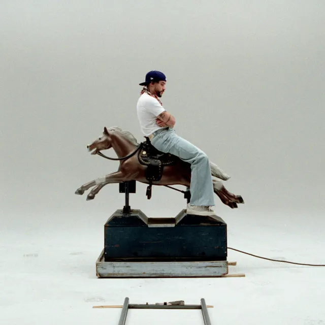 UN PREVIEW • Cały album • Wszystkie utwory • Wykonawca