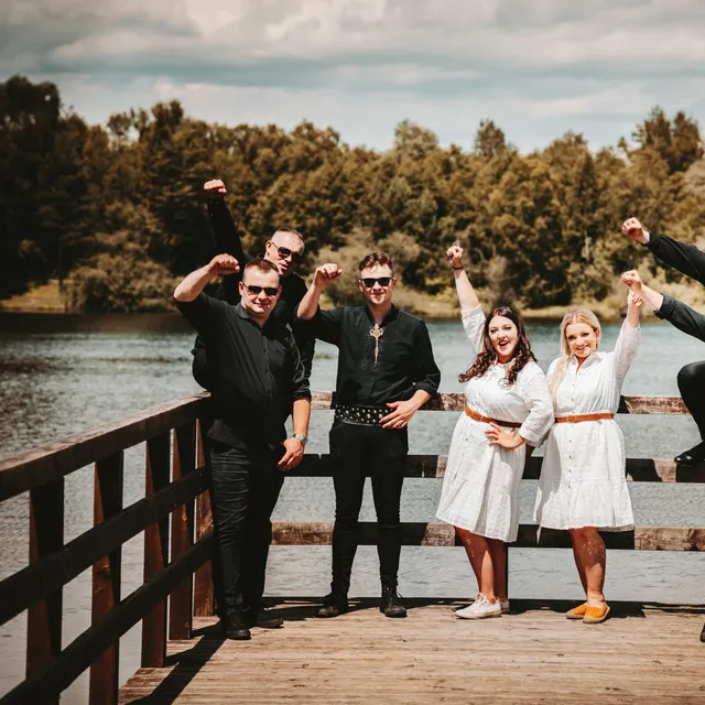 Wędrówka serc • Cały album • Wszystkie utwory • Wykonawca