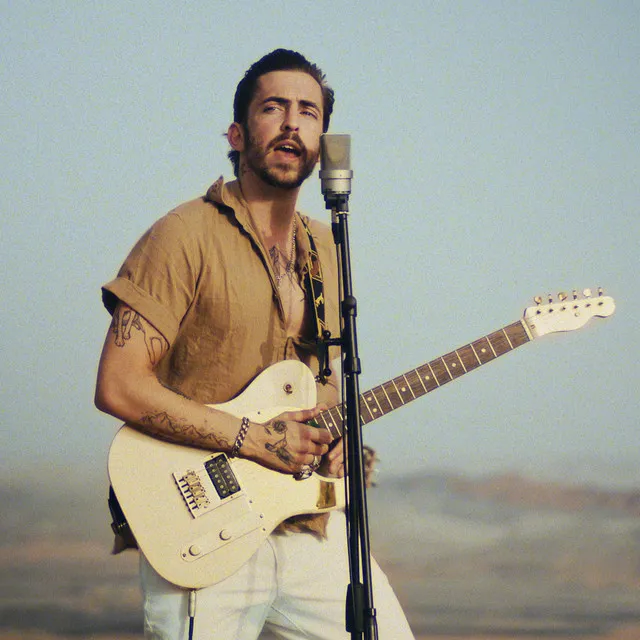 Alien (Acoustic) • Cały album • Wszystkie utwory • Wykonawca