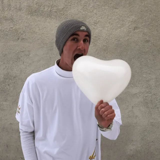 mano cornuta • Cały album • Wszystkie utwory • Wykonawca