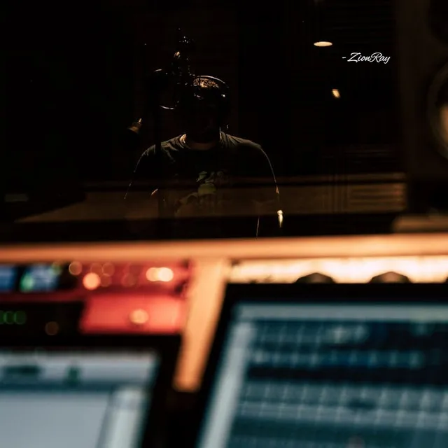 Young Love • Cały album • Wszystkie utwory • Wykonawca