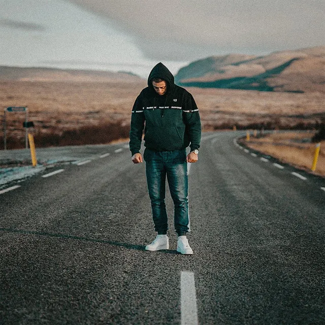 Nie ma • Cały album • Wszystkie utwory • Wykonawca