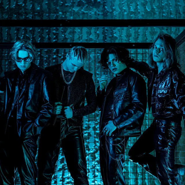 Paradoks • Cały album • Wszystkie utwory • Wykonawca