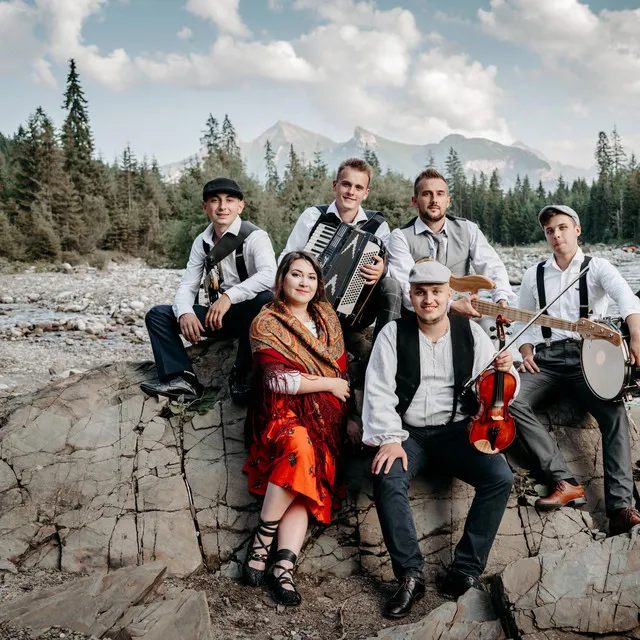 Ulotne chwile • Cały album • Wszystkie utwory • Wykonawca