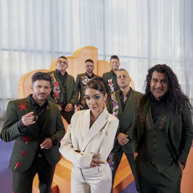 ADIÓS (Live Version) • Cały album • Wszystkie utwory • Wykonawca