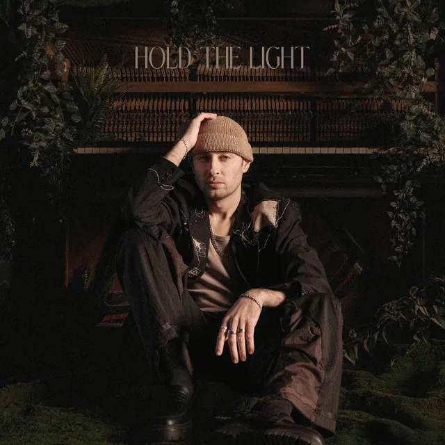 Hold The Light • Cały album • Wszystkie utwory • Wykonawca