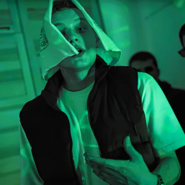 NIE UMRĘ STARY I SPŁUKANY • Cały album • Wszystkie utwory • Wykonawca