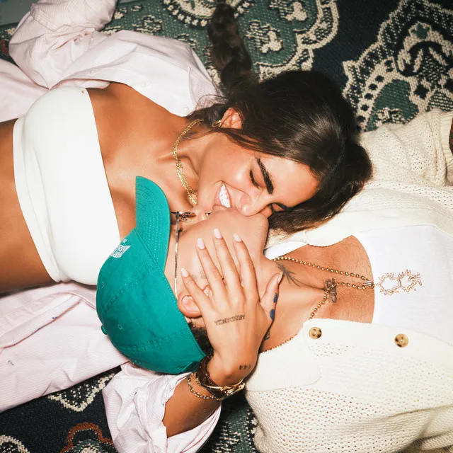 mi refe • Cały album • Wszystkie utwory • Wykonawca