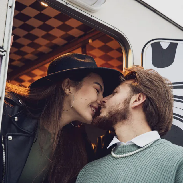 Camper Life • Cały album • Wszystkie utwory • Wykonawca