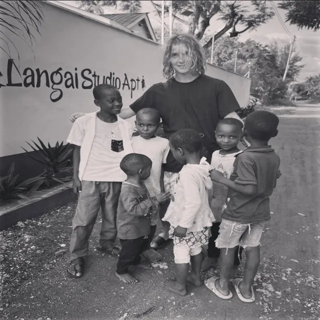 300KMH • Cały album • Wszystkie utwory • Wykonawca