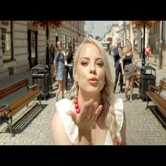 Tańcz, tańcz kochana • Cały album • Wszystkie utwory • Wykonawca