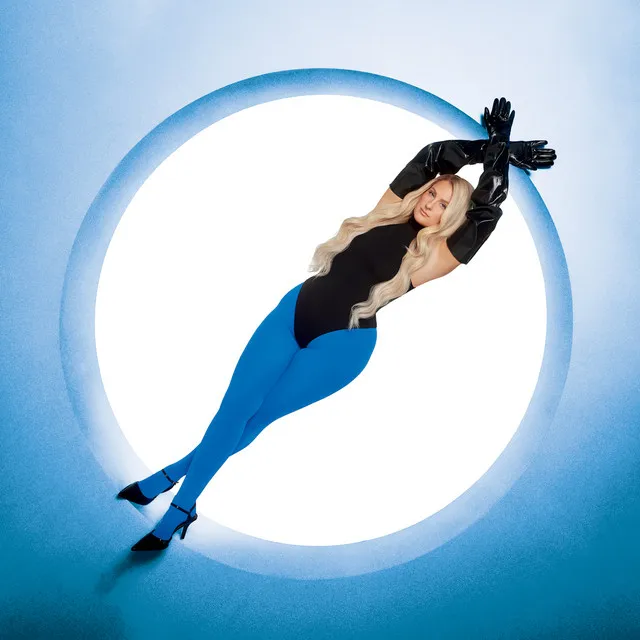 To The Moon (Remixes) • Cały album • Wszystkie utwory • Wykonawca