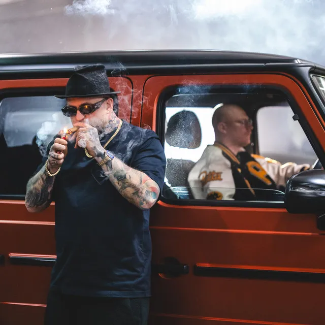 WARUM? • Cały album • Wszystkie utwory • Wykonawca