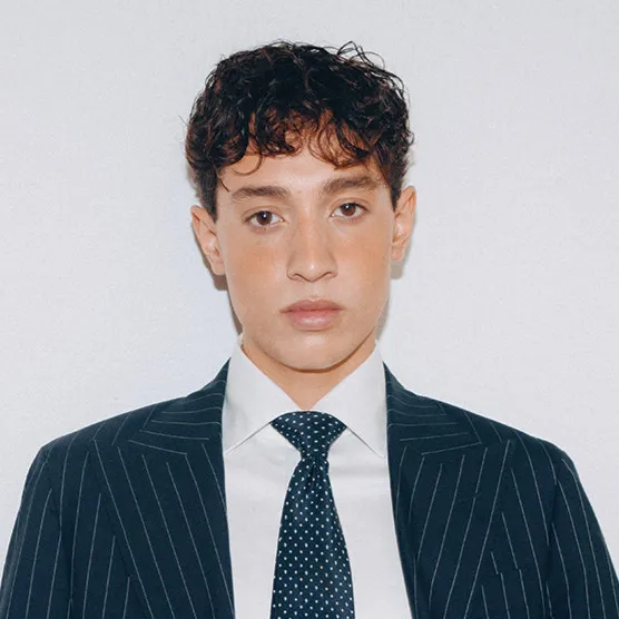 Kyle Alessandro • Albumy • Piosenki • Życiorys