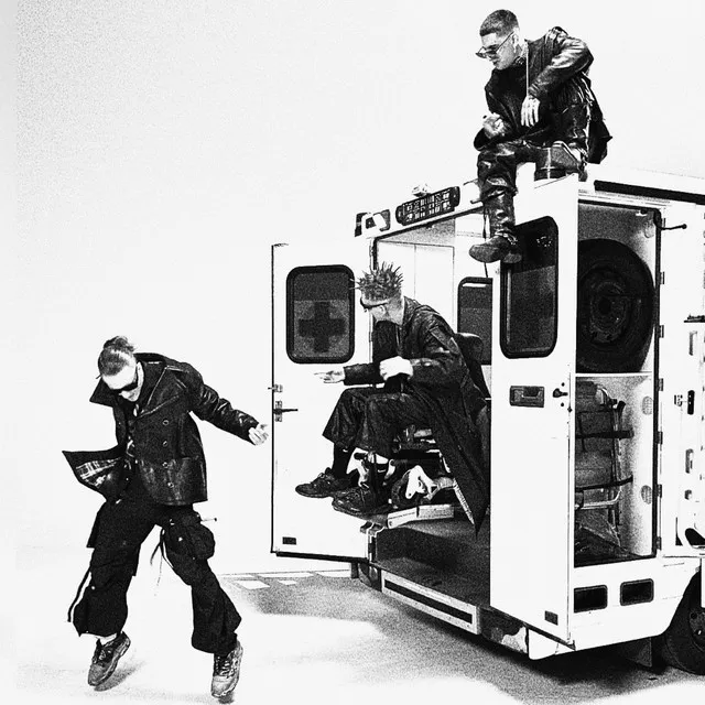 Dzielny Pacjent • Cały album • Wszystkie utwory • Wykonawca