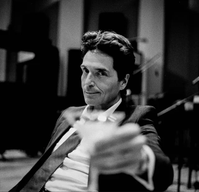 Magic Hour • Cały album • Wszystkie utwory • Wykonawca