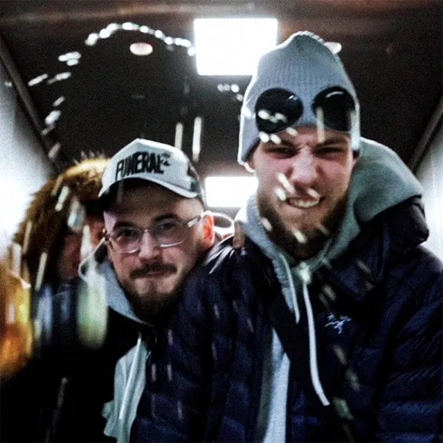 UWAŻAJ NA WIĘKSZYCH ZIOMÓW • Cały album • Wszystkie utwory • Wykonawca