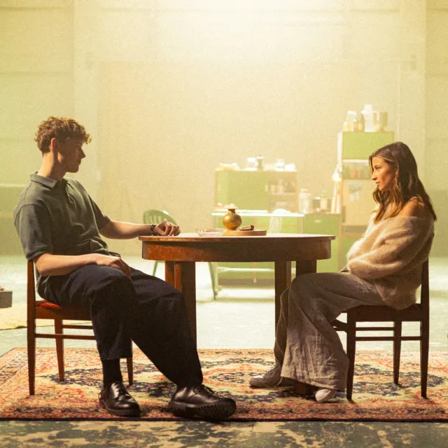 Nie całuj • Cały album • Wszystkie utwory • Wykonawca