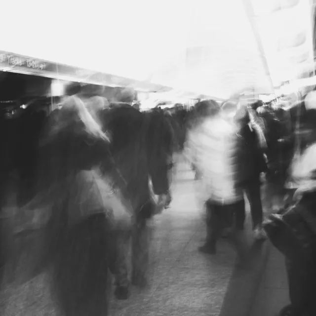 It Begins • Cały album • Wszystkie utwory • Wykonawca