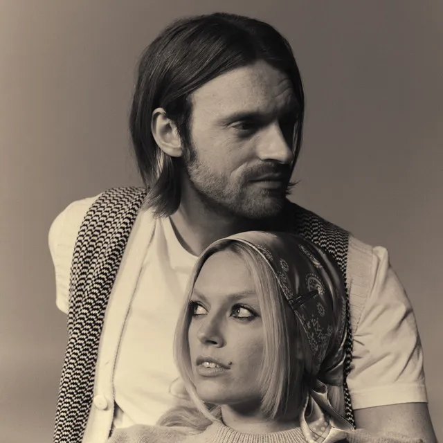 The Favors • Albumy • Piosenki • Życiorys